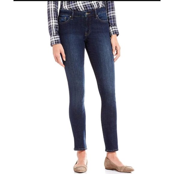 Nwot Ralph Lauren Low Rise Modern Straight Curvy Jeans - Picture 1 of 4